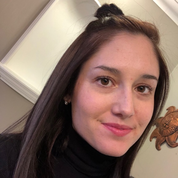 Meet your Posher, Taylor - Picture 1 of 1